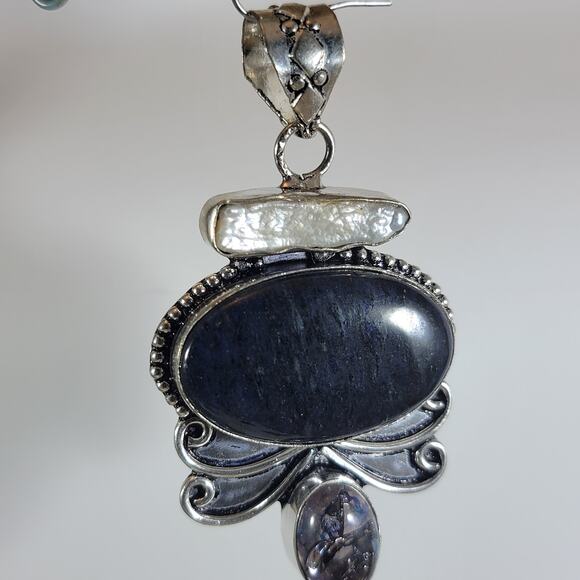 Super Seven Pendant – With Iolite & Pearl in Silver + 20" Sterling Chain - Picture 1 of 10